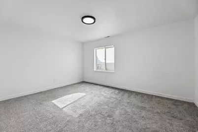 5525 N Hampton Way E, Stansbury Park, UT 84074 - Photo 27
