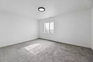 5525 N Hampton Way E, Stansbury Park, UT 84074 - Photo 27