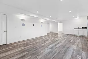 5525 N Hampton Way E, Stansbury Park, UT 84074 - Photo 23