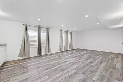 5525 N Hampton Way E, Stansbury Park, UT 84074 - Photo 21