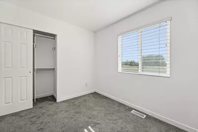 5525 N Hampton Way E, Stansbury Park, UT 84074 - Photo 11