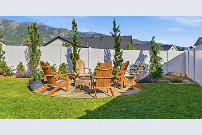 1364 E Beechwood Dr, Layton, UT 84040 - Photo 37