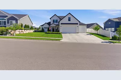1364 E Beechwood Dr, Layton, UT 84040 - Photo 3