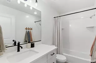 1364 E Beechwood Dr, Layton, UT 84040 - Photo 29