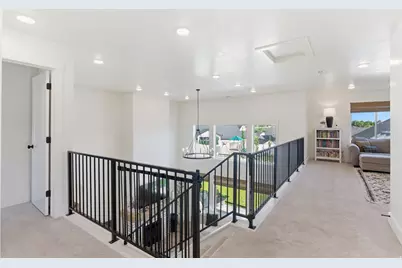 1364 E Beechwood Dr, Layton, UT 84040 - Photo 19