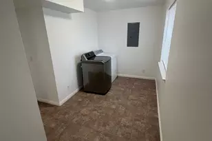 530 E Red Oak Dr N, North Logan, UT 84341 - Photo 11