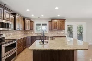 5058 W 5300 S, Hooper, UT 84315 - Photo 9