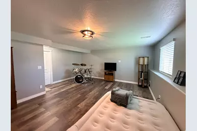 2801 N 2575 W, Farr West, UT 84404 - Photo 25