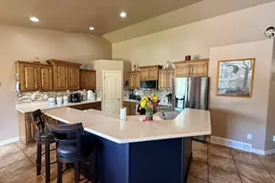 2801 N 2575 W, Farr West, UT 84404 - Photo 7