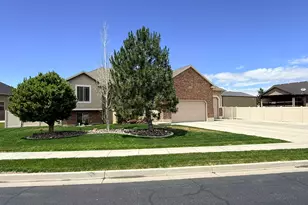 2801 N 2575 W, Farr West, UT 84404 - Photo 3