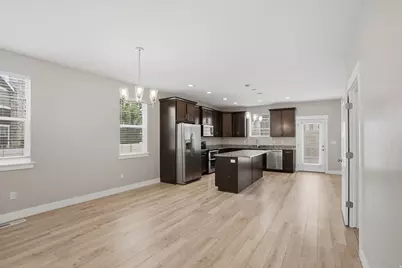 559 E Rundel Way, Draper, UT 84020 - Photo 5