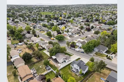 356 E 1325 N, Layton, UT 84041 - Photo 37