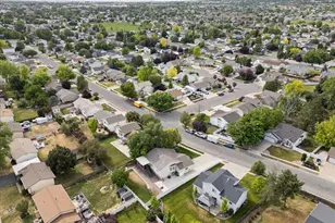 356 E 1325 N, Layton, UT 84041 - Photo 37