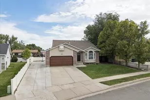 356 E 1325 N, Layton, UT 84041 - Photo 5