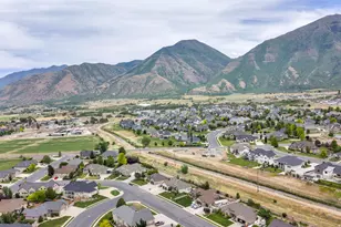 1049 S 300 E, Salem, UT 84653 - Photo 9