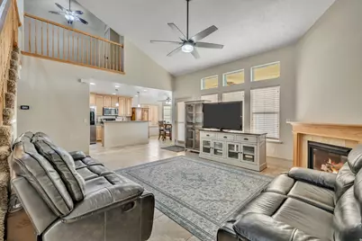 618 S 1350 E, Tooele, UT 84074 - Photo 7
