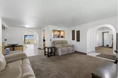 1529 E Pine Canyon Rd, Tooele, UT 84074 - Photo 7