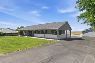 1529 E Pine Canyon Rd, Tooele, UT 84074 - Photo 3