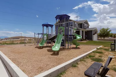 9344 N Vernham Ln, Eagle Mountain, UT 84005 - Photo 19