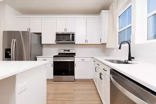 9344 N Vernham Ln, Eagle Mountain, UT 84005 - Photo 7
