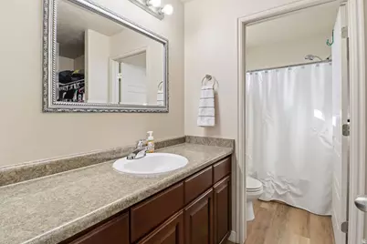 3338 S Hawk Dr, Saratoga Springs, UT 84045 - Photo 21