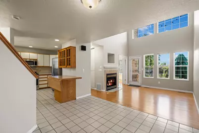 83 W 200 N, Centerville, UT 84014 - Photo 3