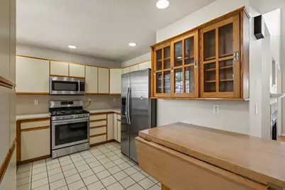 83 W 200 N, Centerville, UT 84014 - Photo 7
