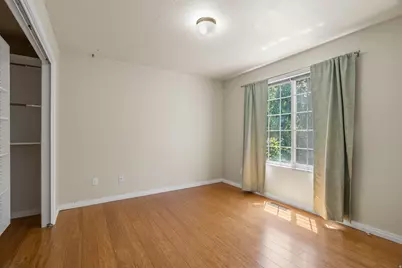 83 W 200 N, Centerville, UT 84014 - Photo 15