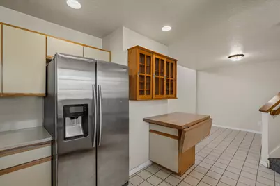 83 W 200 N, Centerville, UT 84014 - Photo 5