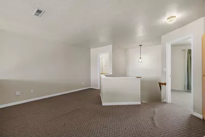 83 W 200 N, Centerville, UT 84014 - Photo 17
