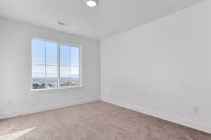 1036 E Ira Hodges Scenic Parkway, Eagle Mountain, UT 84005 - Photo 19