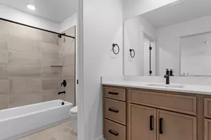 1036 E Ira Hodges Scenic Parkway, Eagle Mountain, UT 84005 - Photo 17