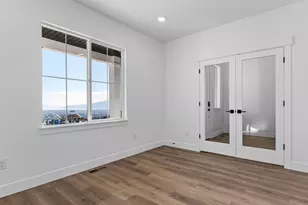 1036 E Ira Hodges Scenic Parkway, Eagle Mountain, UT 84005 - Photo 23