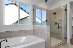 1036 E Ira Hodges Scenic Parkway, Eagle Mountain, UT 84005 - Photo 15