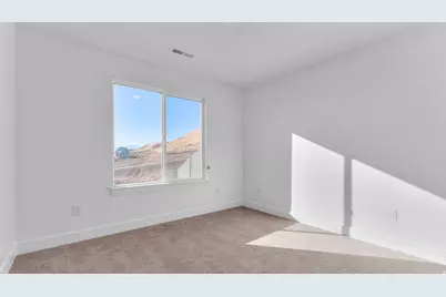 1036 E Ira Hodges Scenic Pkwy #0014, Eagle Mountain, UT 84005 - Photo 17