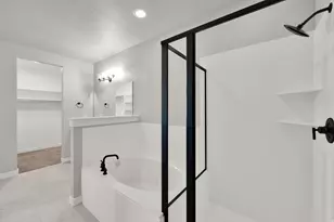 1823 S 2475 W, West Haven, UT 84401 - Photo 15