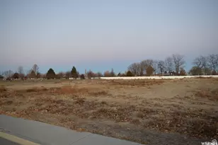 595 N Esquire Parkway, Castle Dale, UT 84513 - Photo 1