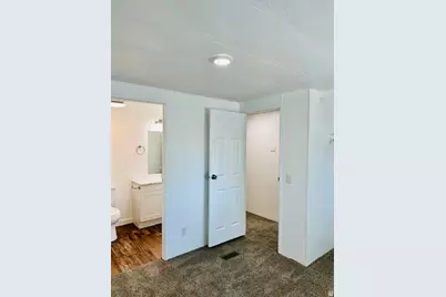 2600 N Hill Field Rd N #27, Layton, UT 84041 - Photo 25