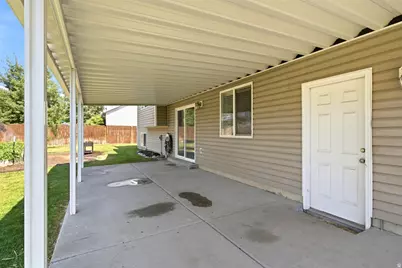1676 W 525 N, West Point, UT 84015 - Photo 31