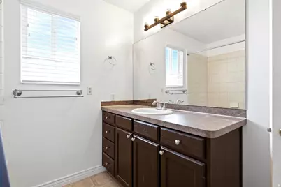 1676 W 525 N, West Point, UT 84015 - Photo 21