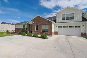 10716 S Haven Fields Dr W, South Jordan, UT 84095 - Photo 3