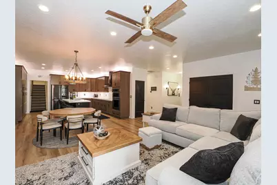 10716 S Haven Fields Dr W, South Jordan, UT 84095 - Photo 9