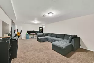 3338 W 4630 S, West Valley, UT 84119 - Photo 23