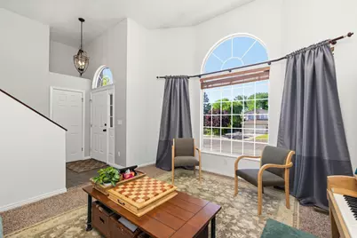 169 W 1900 S, Clearfield, UT 84015 - Photo 3