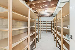 1178 N 200 E, Orem, UT 84057 - Photo 27