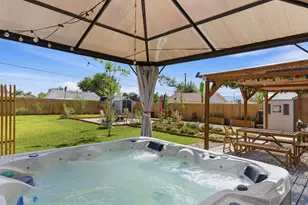 756 E Carnation Dr S, Sandy, UT 84094 - Photo 29