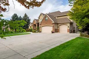 351 N Deerfield Dr, Alpine, UT 84004 - Photo 3
