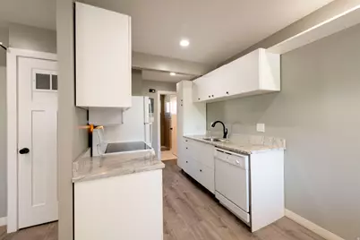 720 E 5th Ave N #13, Salt Lake City, UT 84103 - Photo 9