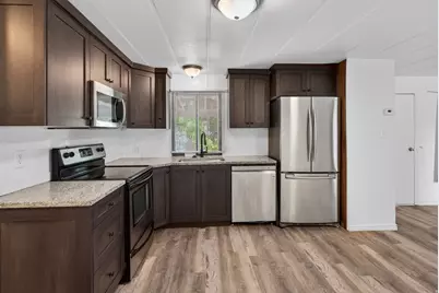 41 W Center St, Levan, UT 84639 - Photo 15
