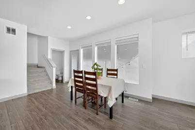 2429 N Holbrook Way, Lehi, UT 84048 - Photo 7